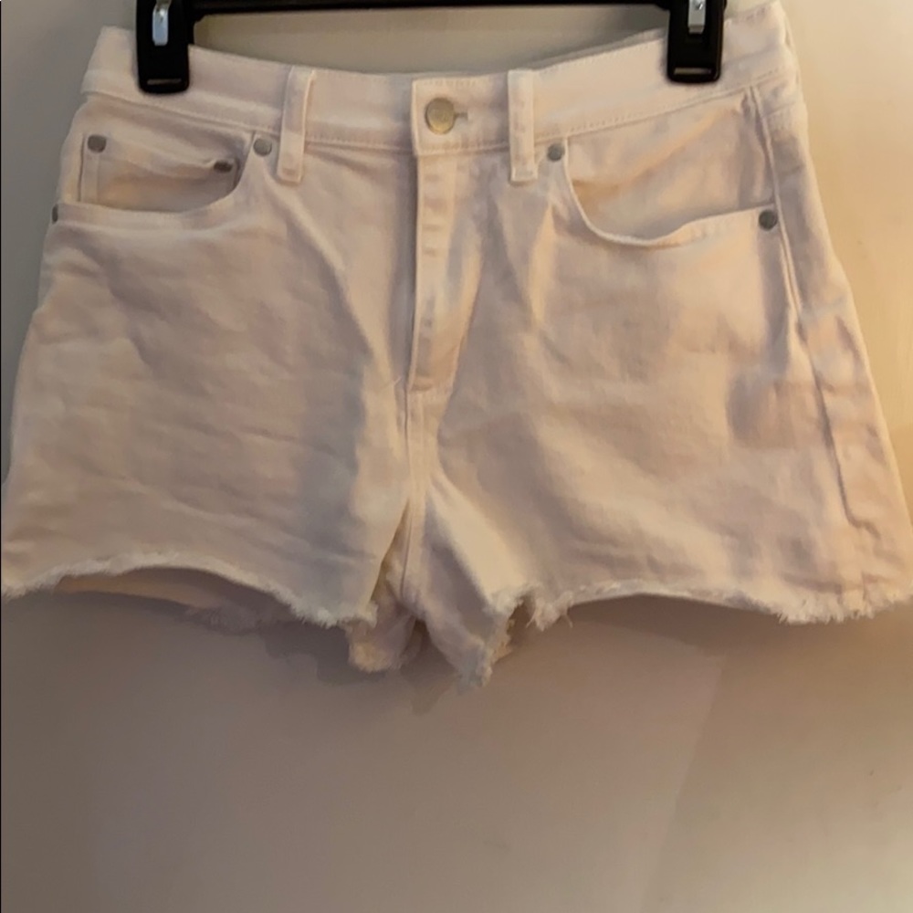 PINK Victoria’s Secret White Jean Shorts Size 6
